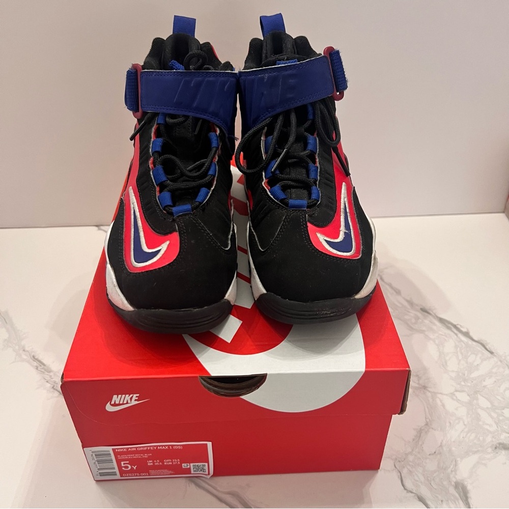 GUC NIKE AIR GRIFFEY MAX 1 size 5 Black Deep Royal Blue
